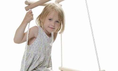 Детска дървена въжена стълба Hudora Climbing Tower
