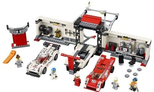 Питстоп за Porsche 919 Hybrid и 917 K LEGO Speed 