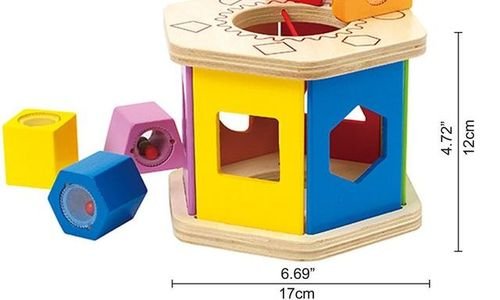Дървенa игра с форми за сортиране Hape E0407