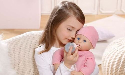 Интерактивната кукла Zapf Creation Baby Annabell 