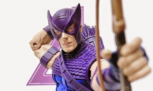 Екшън фигура отмъстител Hawkeye Marvel Classic 