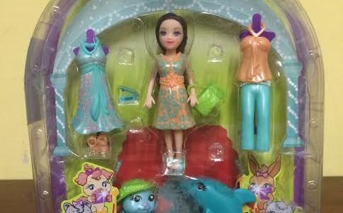 Kукла Поли с дрехи и морски животни Polly Pocket 