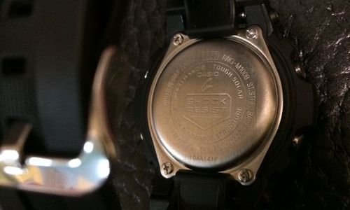 Аналогов и дигитален часовник Casio G-Shock