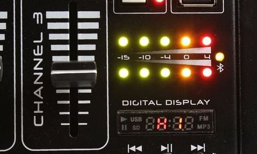 Компактен миксер Ibiza DJ21USB-BT mixer DJ стерео 