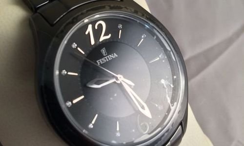 Дамски часовник Festina F166382 керамичен Аналогов