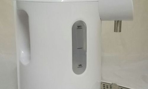 Уред за топла вода Crofton Pro Instant heat kettle