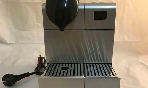 Кафемашина Delonghi NESPRESSO EN520.S капсули Кафе