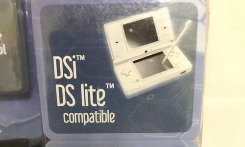Предпазен калъф с аксесоари за Nintendo DSi и DS l
