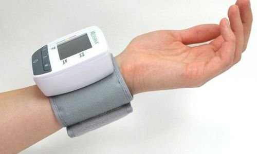 Апарат за измерване на кръвно налягане Medisana BW
