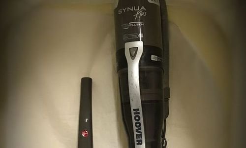 Вертикална прахосмукачка Hoover SY71 SY01011 без т