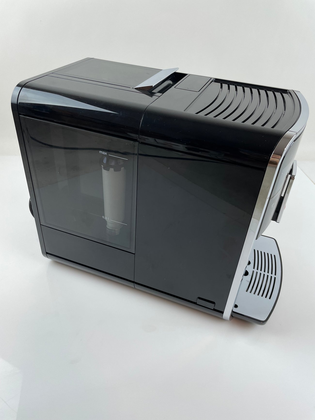 Автоматична кафемашина Melitta Caffeo Barista TS Smart F850-102 кафе автомат кафеавтомат