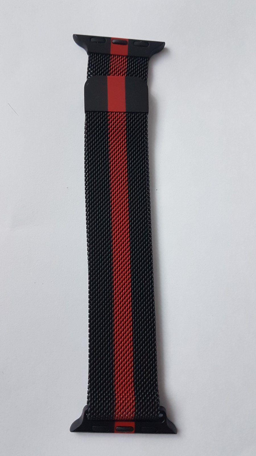 Метална каишка за Apple Watch черна-червена | Каишка | Oferta.bg