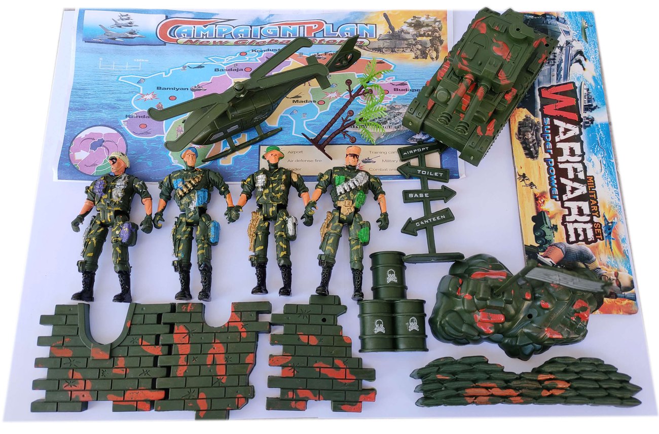Военен комплект Комбат Combat с 4 войника, танк, вертолет и още ...