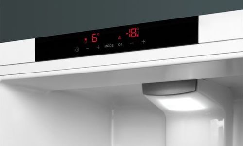 Хладилник с фризер за вграждане SMEG C7280NLD2P A+